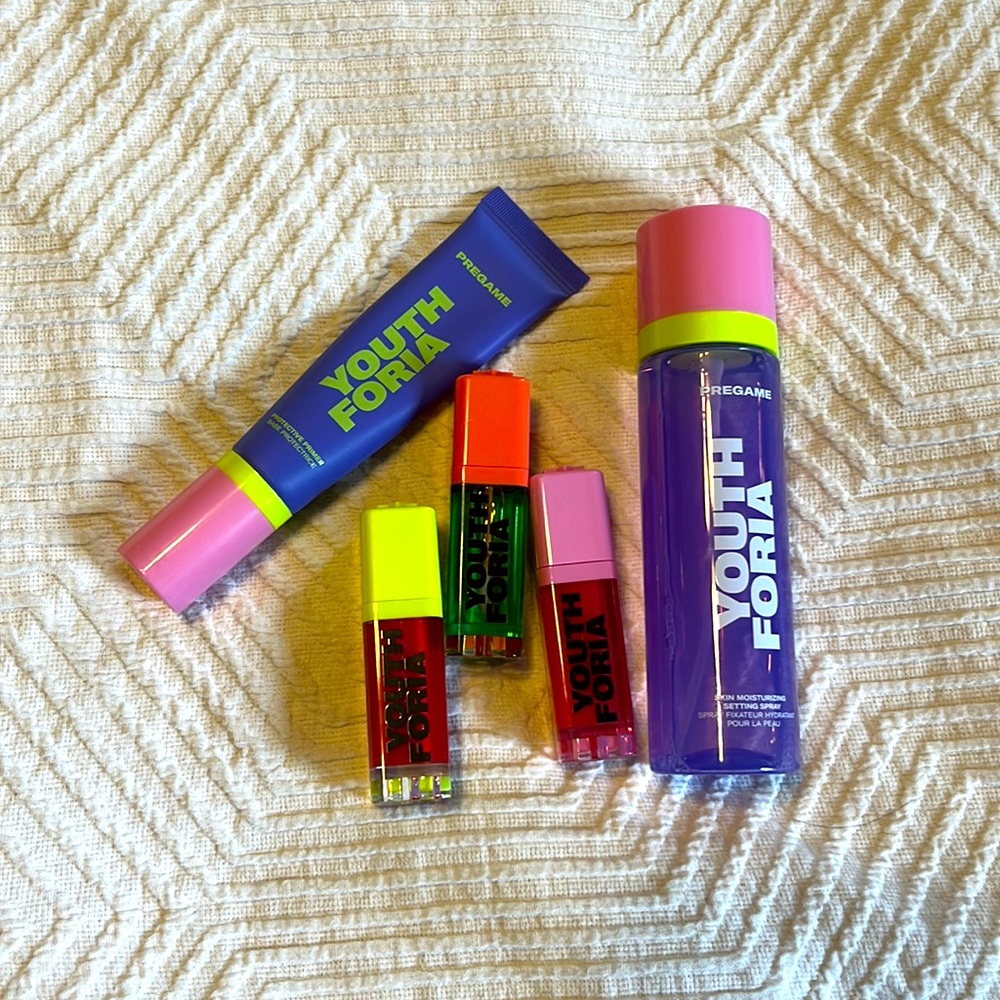 Youthforia products bundle